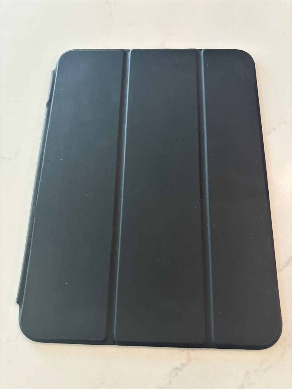 iPAD 4th Gen, 10.9 in Cover Case - Universal Slim Foldable